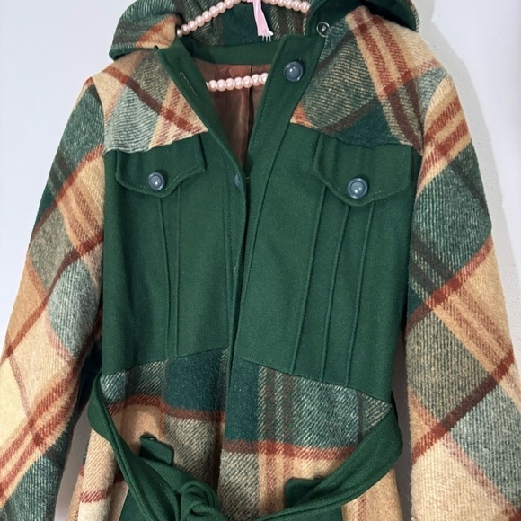 Vintage wintergreen and tan plaid midi coat - Picture 5 of 16